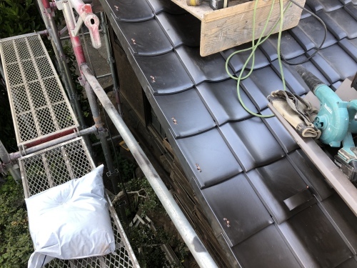 山梨市　本燻しの屋根　其の三_b0242734_21281784.jpeg