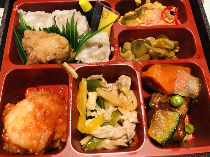 【米八のたけのこおこわと崎陽軒の中華弁当】_b0009849_13303391.jpeg