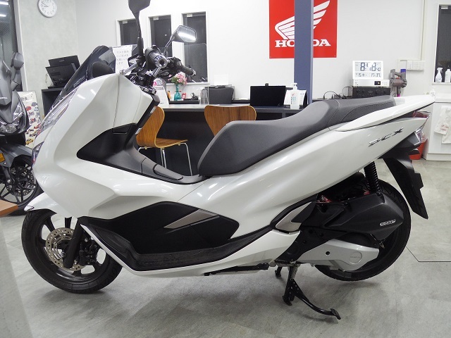 ｐｃｘ Jf81 の中古車 バイクの横輪