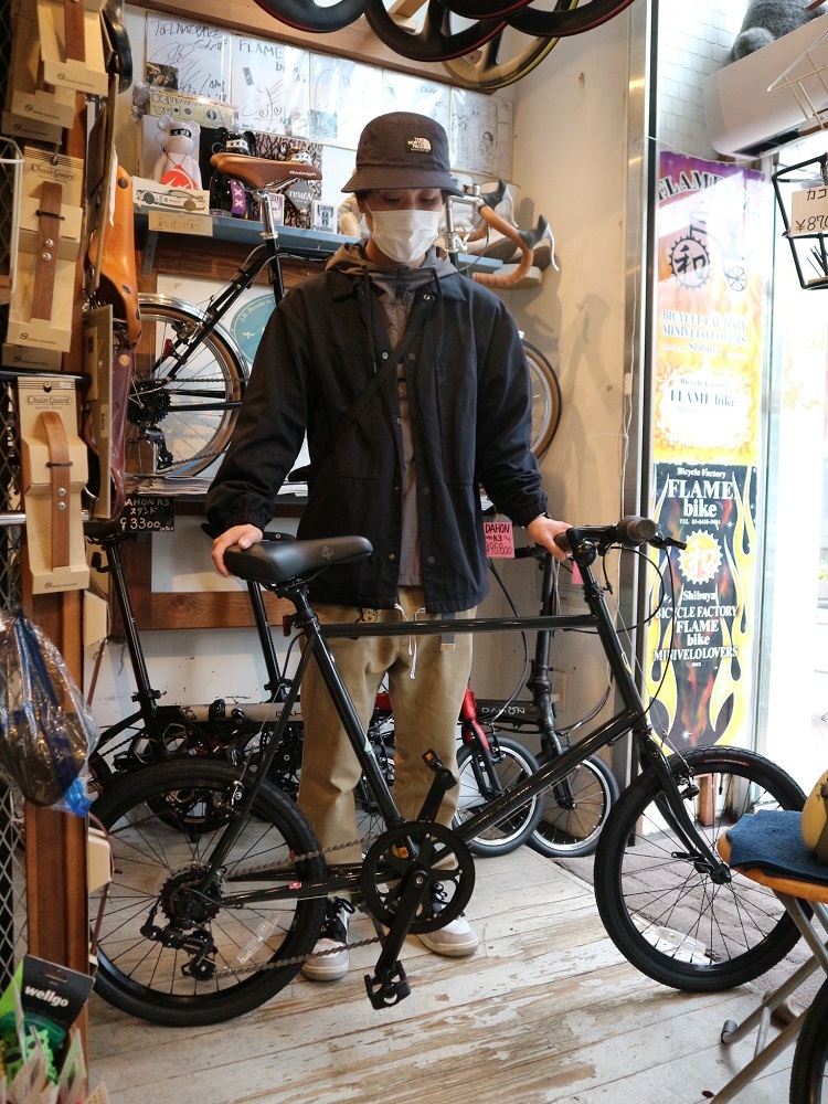 4月16日 渋谷 原宿 の自転車屋 FLAME bike前です_e0188759_16435638.jpg