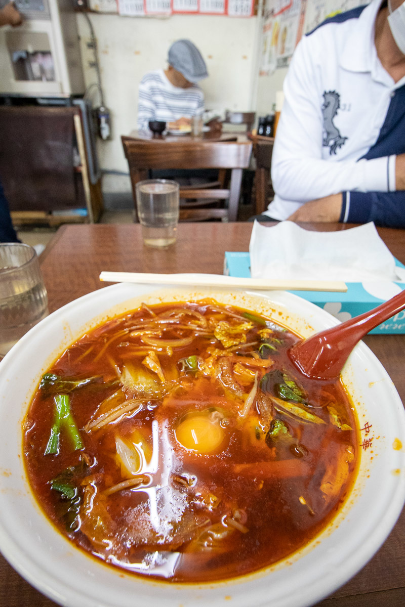 中央市場 上海で、激辛 四川ラーメン_a0077663_17041746.jpg