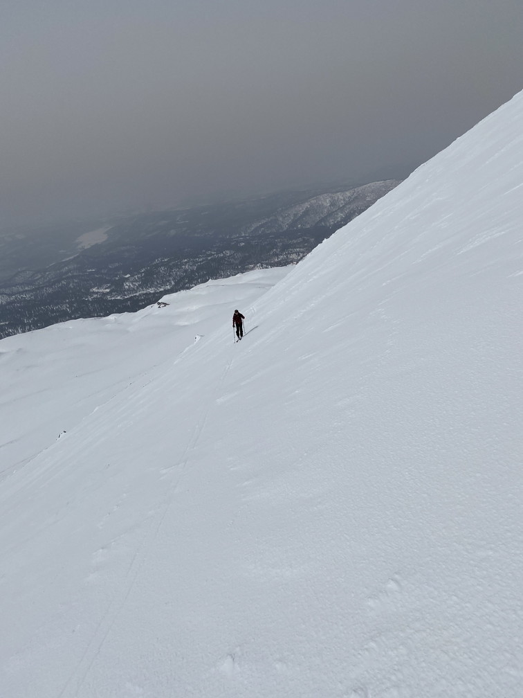 2021年3月 『山スキーの大雪旭岳、ニセコ、羊蹄山』  March 2021 \"Ski in Mt Taisetsu, Mt Niseko & Mt Yotei\"_c0219616_17251760.jpg