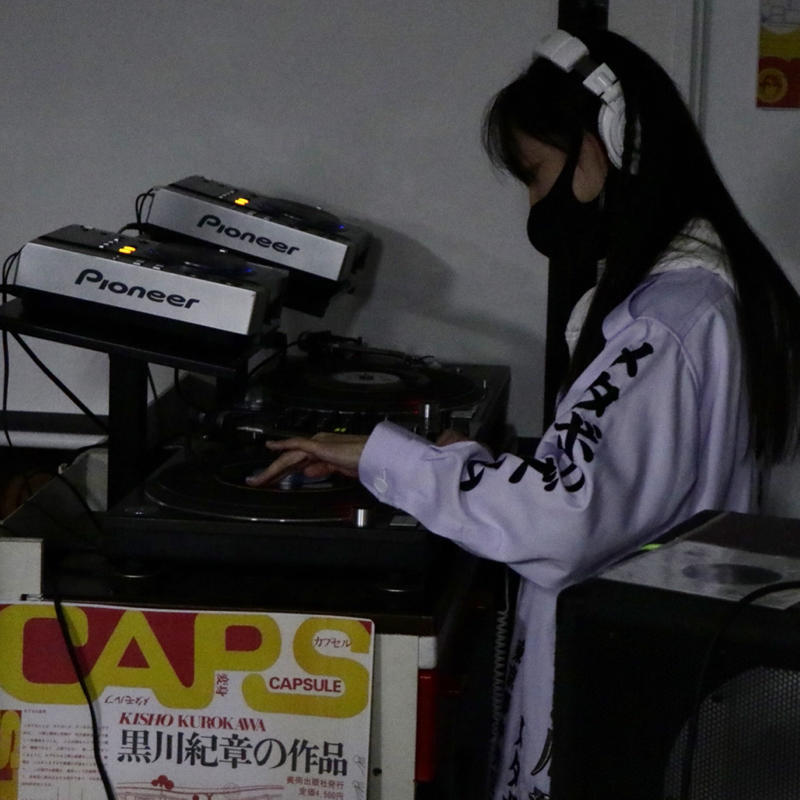 カプセル愛にあふれた刊行イベントでした_c0060143_18262829.jpg