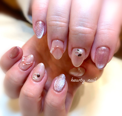 キラキラピンクネイル 自由が丘と溝の口のネイルサロン ハーティーネイル の日記