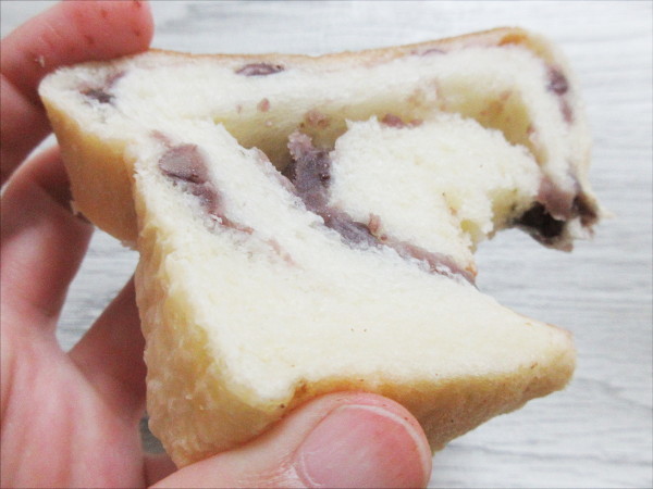 【ARTIGIANO】極あん食パン_c0152767_13094902.jpg