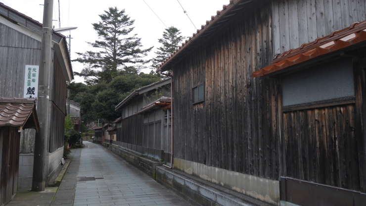 元北前船船主の邸宅に泊るー加賀市橋立「民宿北前船」_a0385880_13111464.jpg