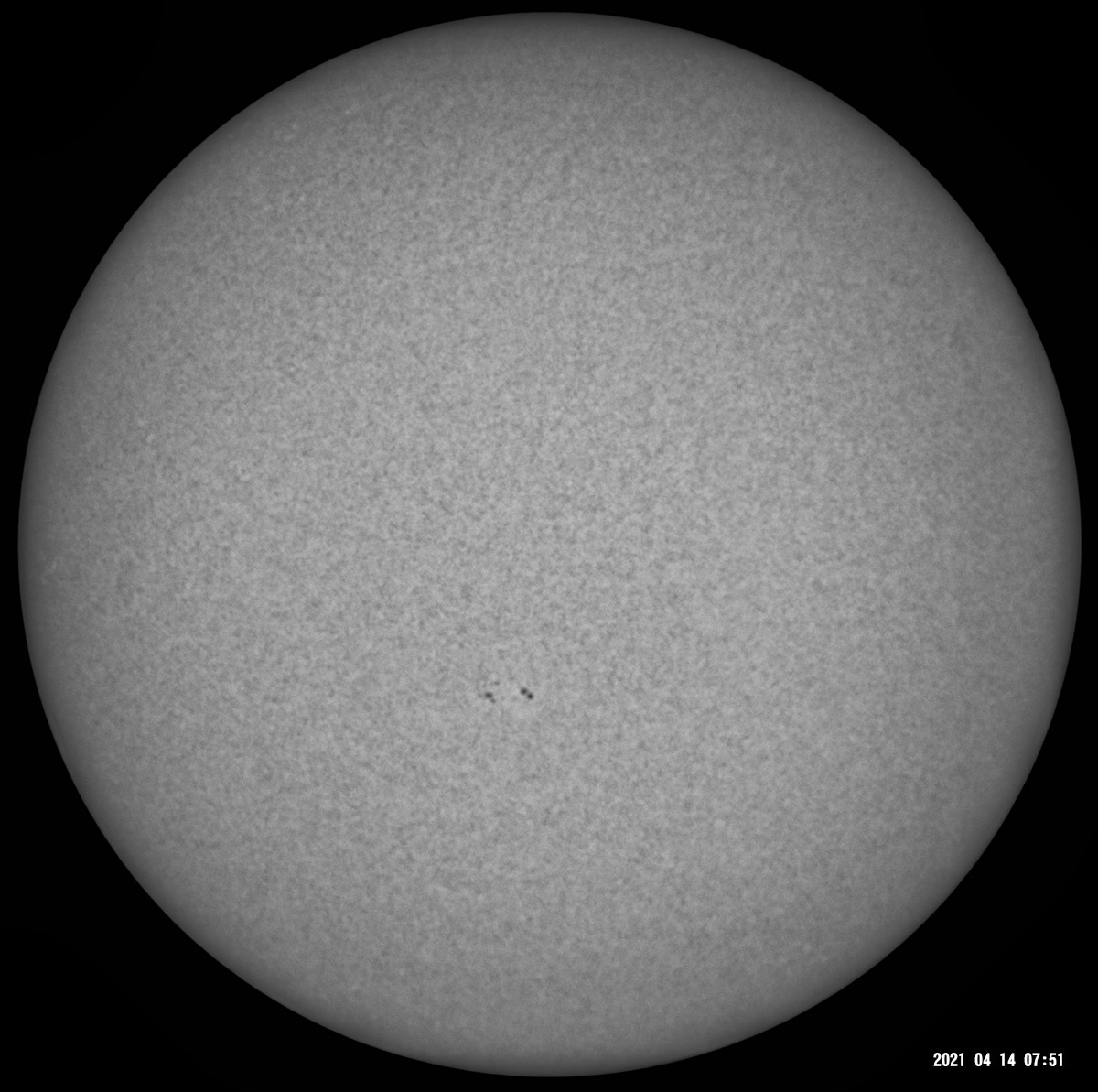 4月14日の太陽_e0174091_17103918.jpg