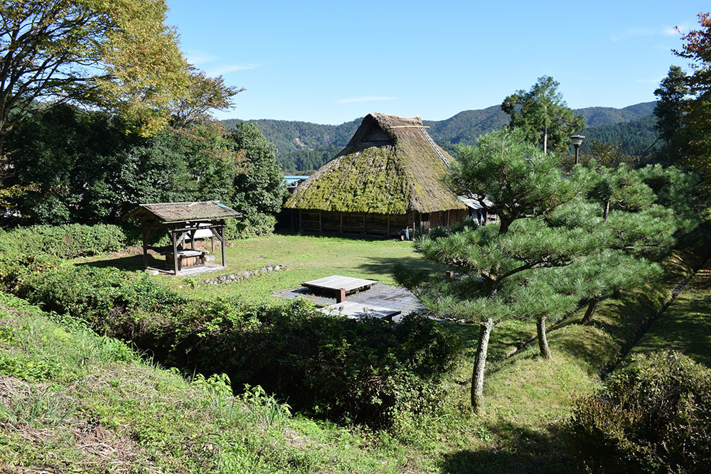 織田信長の窮地を救った朽木氏の居館、朽木陣屋跡。_e0158128_16191806.jpg