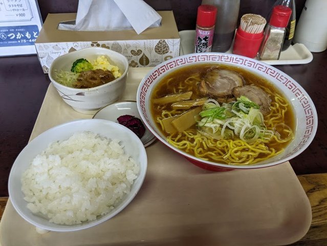 ラーメン定食 正油 つかもと食堂 旭川市西神楽南1条2 21年61杯目 ｅｉｈｏのブログ２