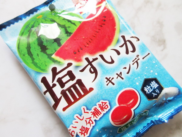 【株式会社扇雀飴本舗】塩すいかキャンデー_c0152767_19473005.jpg