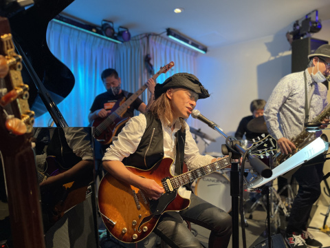 Jazzlive Comin ジャズライブ カミン広島 本日4月21日はおやすみです。_b0115606_10521055.jpeg