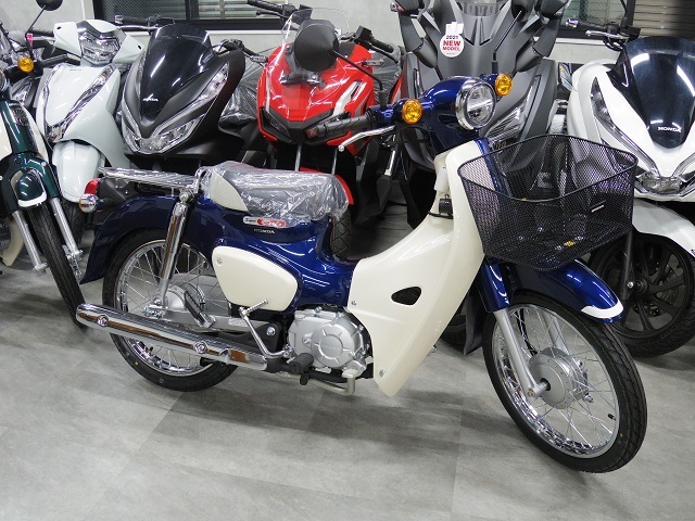 納車待ちのカブ達_d0368592_22140034.jpg
