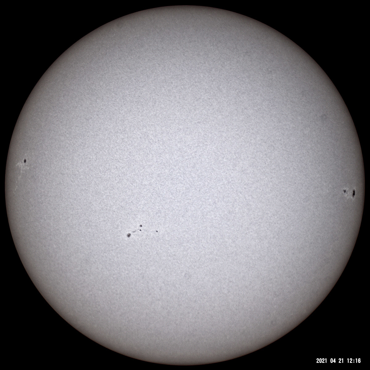 4月21日の太陽_e0174091_16433536.jpg