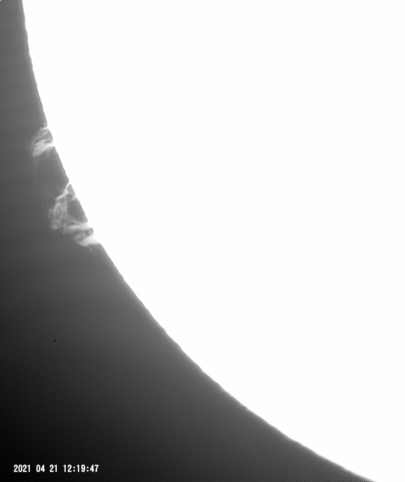 4月21日の太陽_e0174091_16440639.jpg