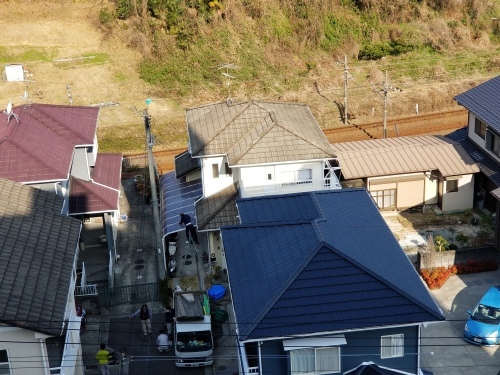 廿日市市・S様邸 屋根塗装工事_d0125228_12462535.jpg