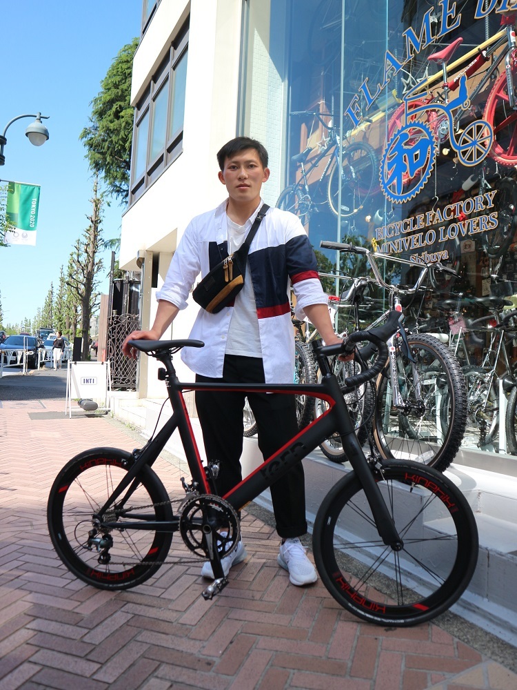4月24日 渋谷 原宿 の自転車屋 FLAME bike前です_e0188759_18410053.jpg