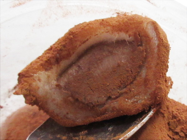 【シャトレーゼ】生チョコ大福カップ入_c0152767_07381697.jpg