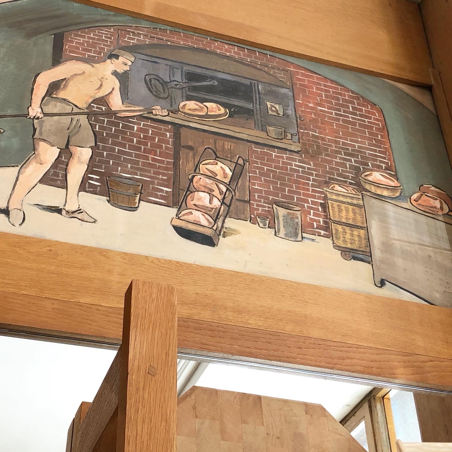 パリのパン屋さんポワラーヌの内装と、そのディテールの秘密 パリのパン屋さんポワラーヌの内装と、そのディテールの秘密