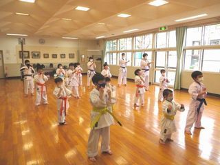 土曜日空手　宮の沢教室　八軒教室_c0118332_19385225.jpg