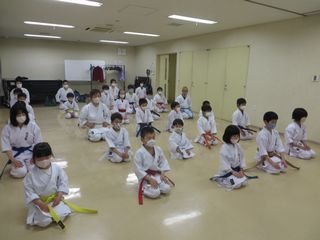 土曜日空手　宮の沢教室　八軒教室_c0118332_19391072.jpg