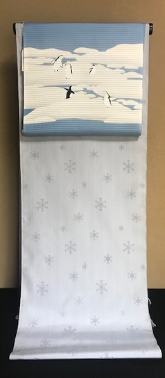 雪の結晶着物+ペンギン夏名古屋帯コーデ・緊急事態宣言。_f0181251_17554304.jpg