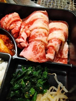 飯田橋 焼肉市場 飯田橋亭のうまみ牛カルビ・なかおちカルビランチ_f0112873_11214968.jpg