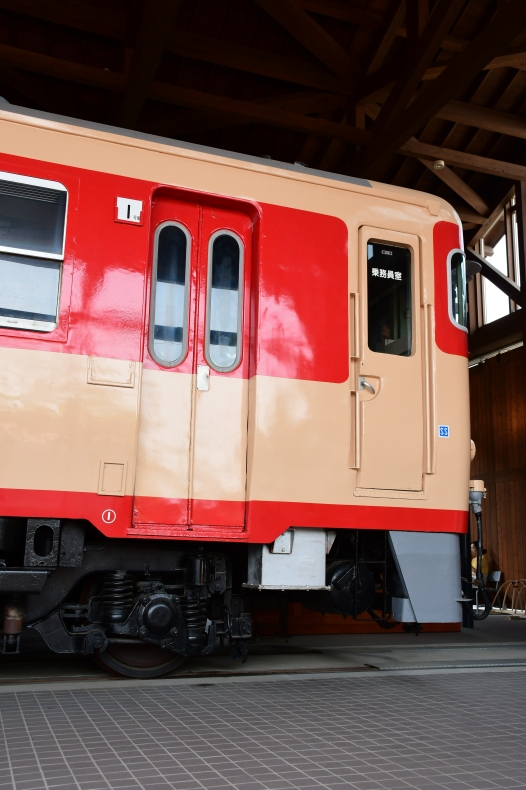 キハ65系の保存車 : 饂飩と蕎麦