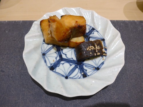 恵比寿「鮨 心白」(朝食特別編)へ行く。_f0232060_12561906.jpg