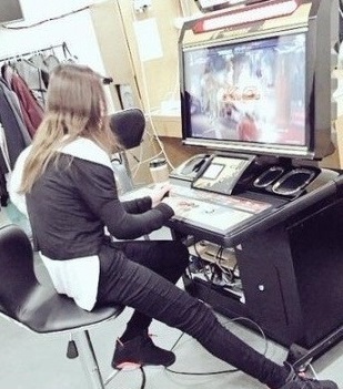 トップアイドル出身女優、ナム・ギュリ 整形で完璧な顔に!複数の事務所かけもちで芸能界干されてた?(実の姉)日本でも活動していた??すっぴん!_f0158064_14180737.jpg