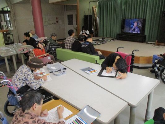 4/23創作活動_a0154110_08160093.jpg