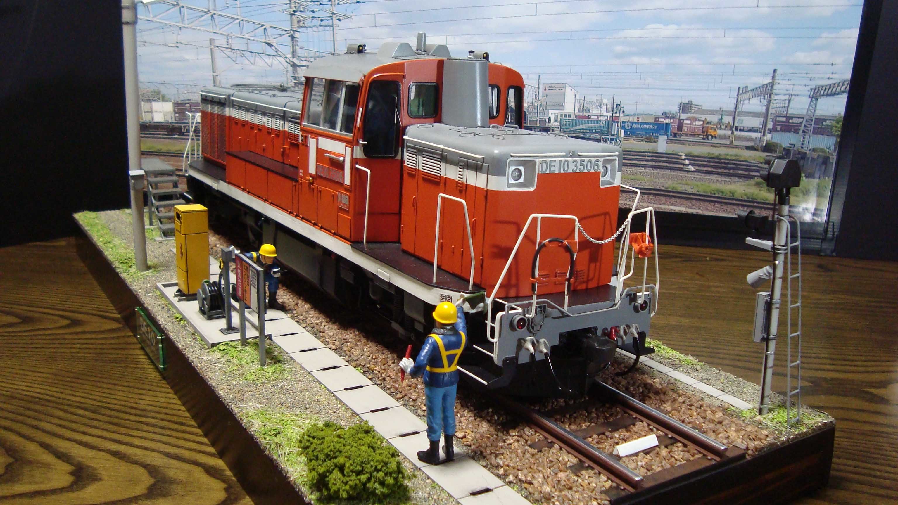 1/25スケール DE10ジオラマ？展示台？ヴィネット？完成 : ED76