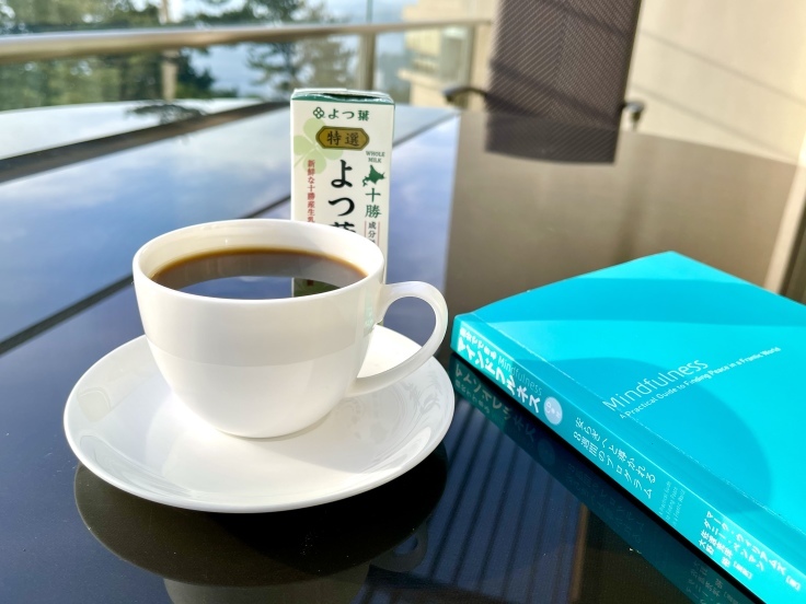 朝のコーヒー瞑想_c0212604_06410924.jpeg
