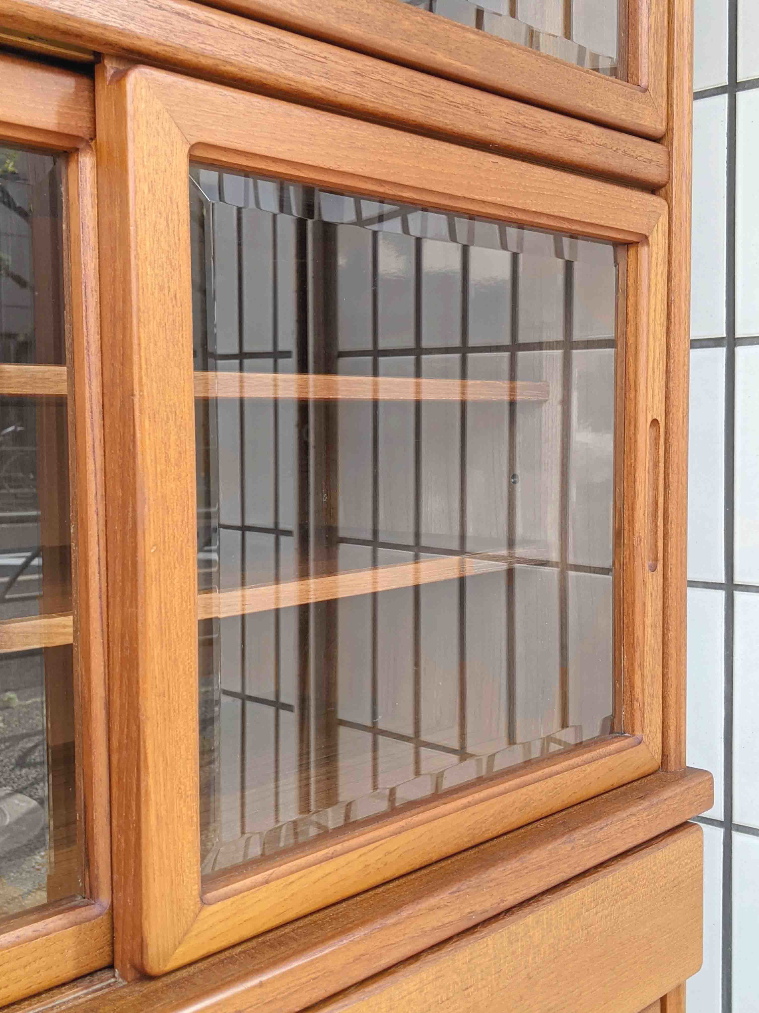 日田工芸】 チーク材 食器棚 / Teak Cup Board が入荷しました 日田工芸】 チーク材 食器棚 / Teak Cup Board が入荷しました