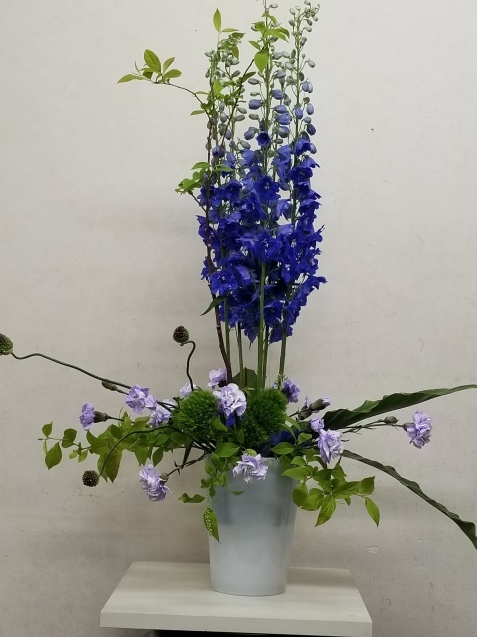 デルフィニュウムのアレンジ レッスン 大宮のウエディング 装花専門店 Misena ブログ デルフィニュウムのアレンジ レッスン 大宮のウエディング 装花専門店 Misena ブログ