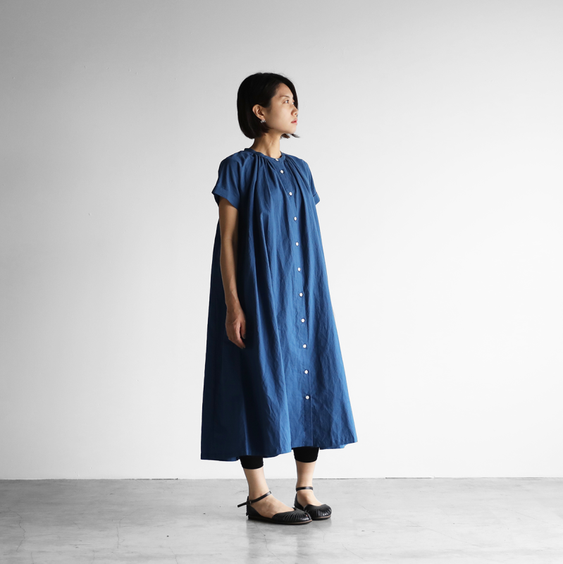 HUIS./遠州織物コットンリネンフレンチスリーブワンピース(オーシャンブルー)とバルーンパンツをオンラインショップに掲載しました_b0173176_23103903.png