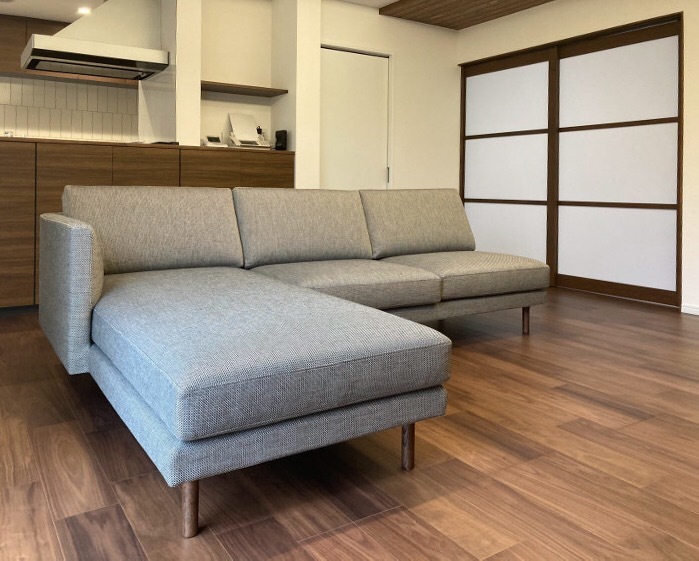 納品実例 カリモク家具 シェーズロング・L型ソファUW90model 富山県