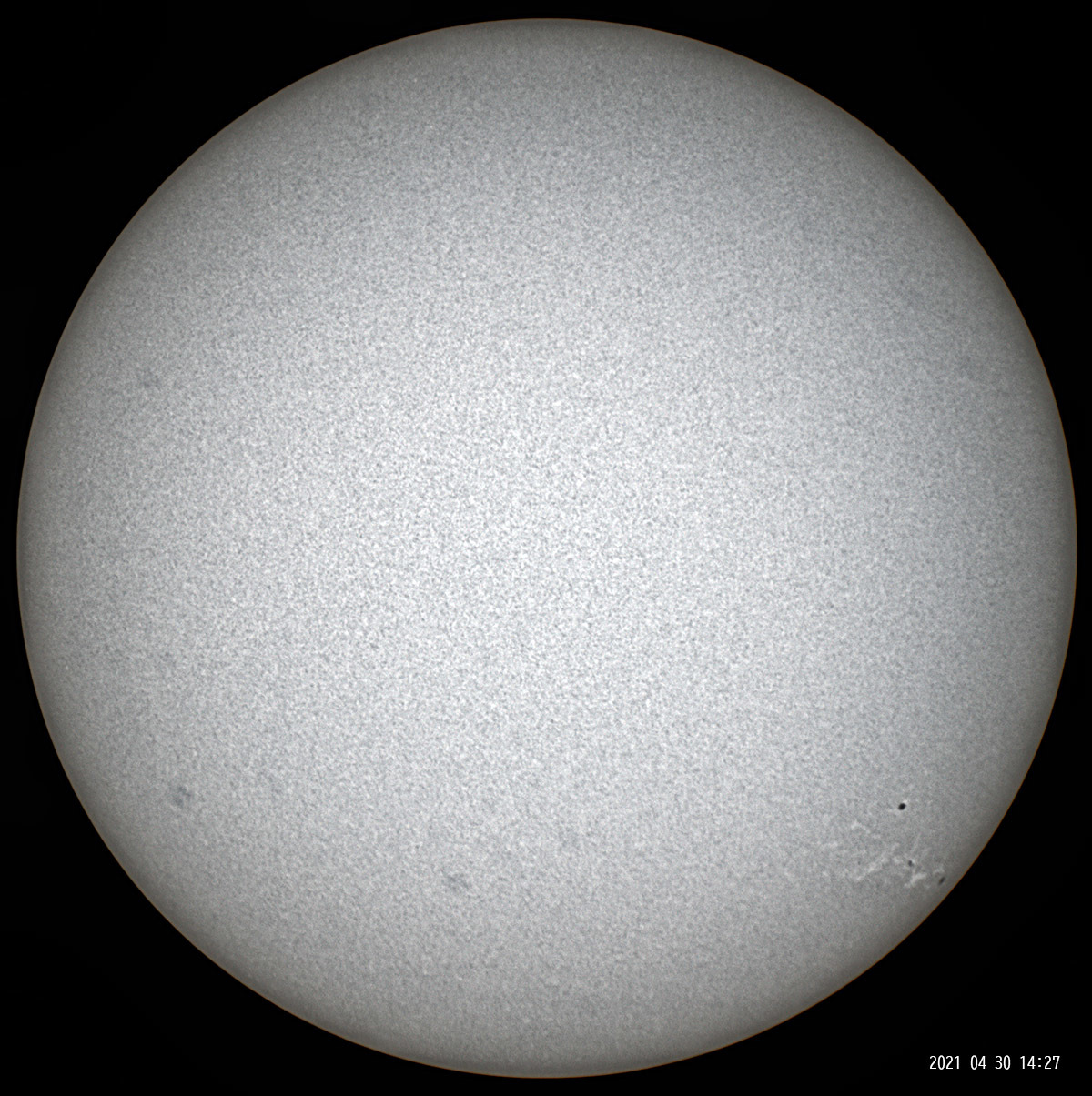 4月30日の太陽_e0174091_17525053.jpg