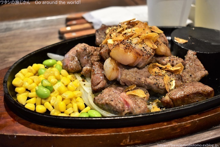 国際通りのれん街 みずとみ精肉店 でコスパ最高のステーキを堪能 ワタシの旅じかん Go Around The World