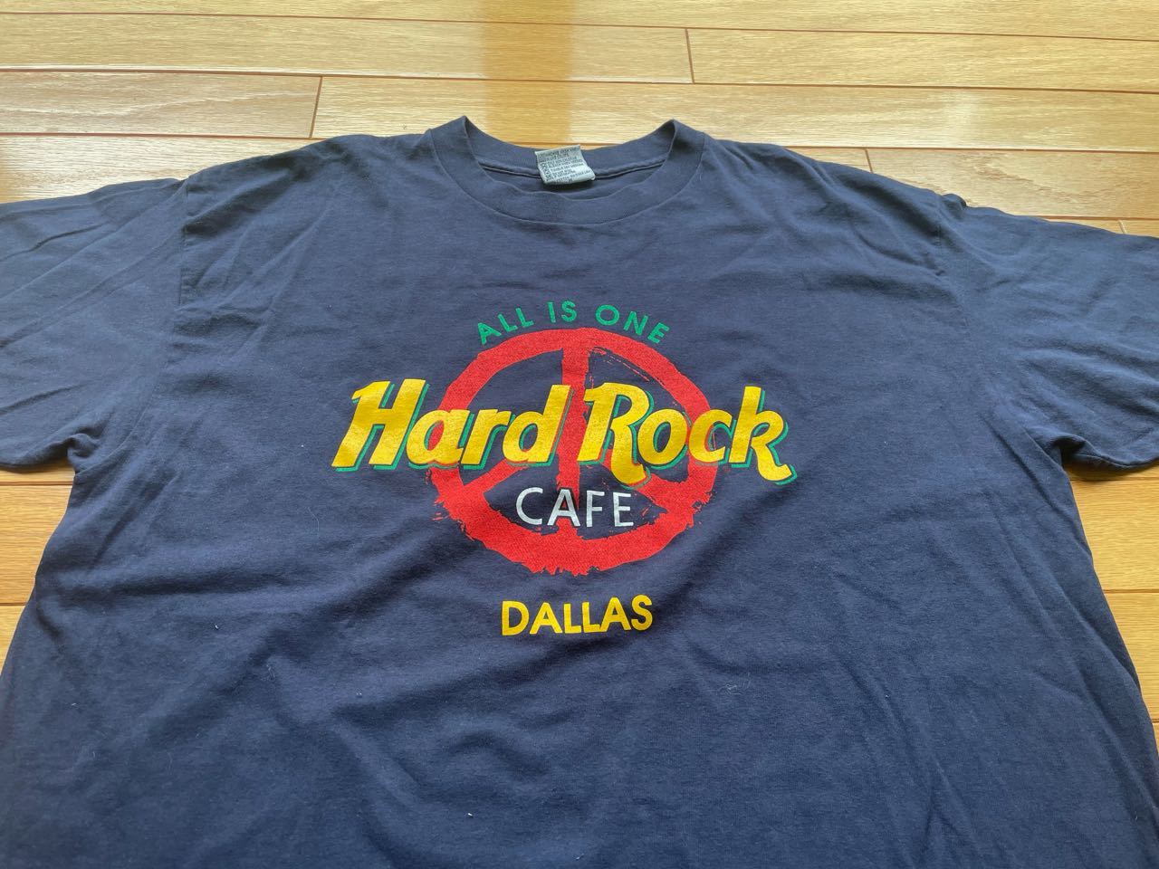 5月3日(月)入荷！90s MADE IN U.S.A Hard Rock CAFE PEACE Tシャツ ！_c0144020_12425057.jpg