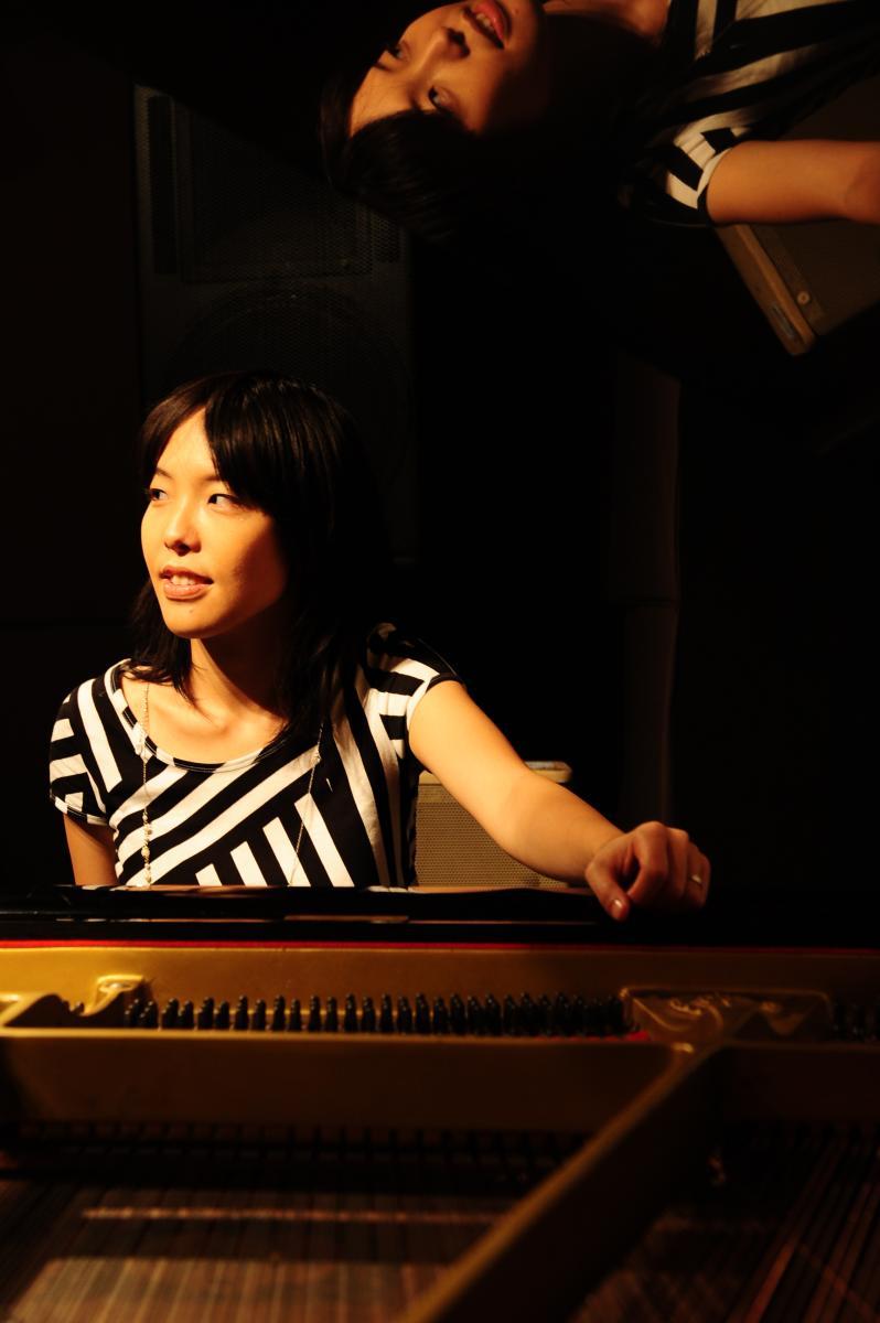 Azusa Yamada Quintet で演奏します 山田あずさ Vib 中島さち子 P 加藤一平 G 小林真理子 B 永田真毅 Ds ギタリスト加藤一平のブログ Azusa Yamada Quintet で演奏します 山田あずさ Vib 中島さち子 P 加藤一平 G 小林真理子 B 永田真毅 Ds ギタリスト加藤一平のブログ