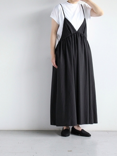 unfil　washed cotton-poplin camisole dress_b0139281_16492360.jpg