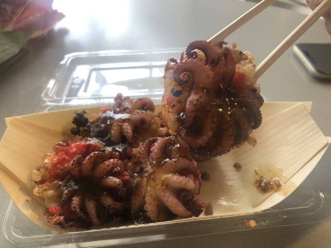 沖縄 うるま市 うるマルシェのイイダコたこ焼き 楽しいことおいしいこと嬉しいこと