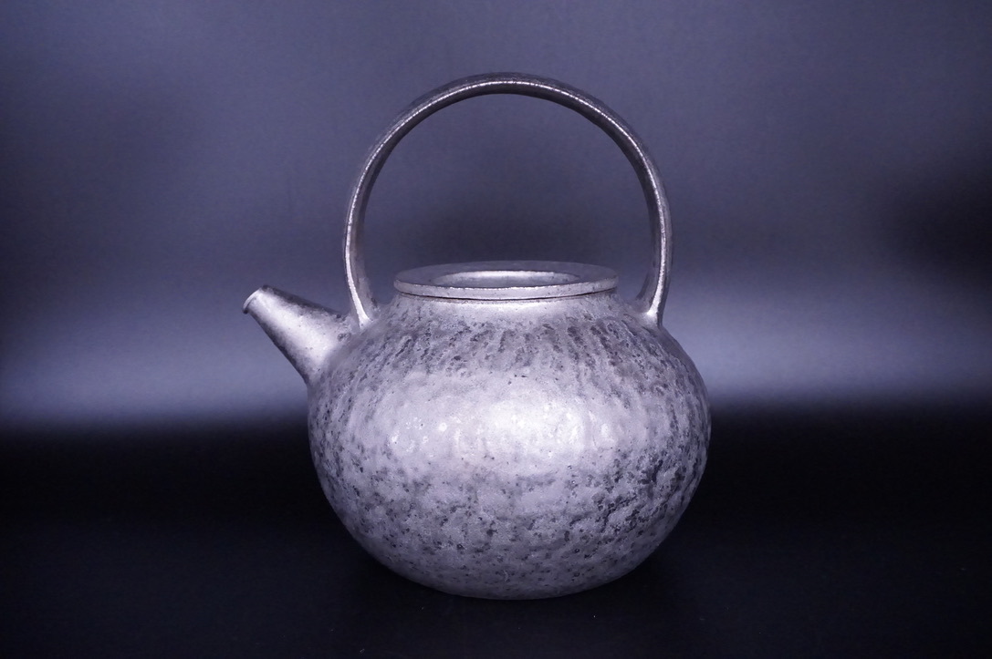 村上躍陶展 明日からです(5/5~5/10)_b0132442_16495690.jpeg