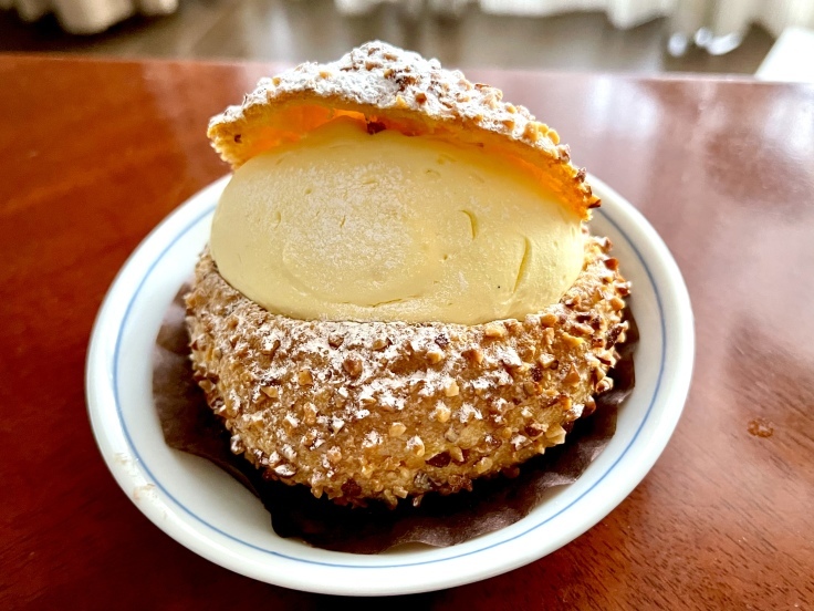 メゾンカイザーのシュークリーム♪_c0212604_17063232.jpeg