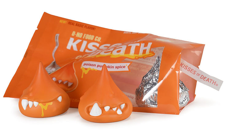 2” Kisses of Death 3 Pack Pumpkin Edition by Andrew Bell_e0118156_13273502.jpg