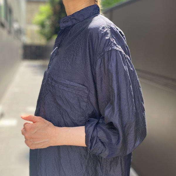 しろいろ と ネイビー_d0364239_19290026.jpg