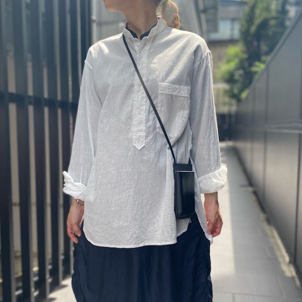 しろいろ と ネイビー_d0364239_19301672.jpg