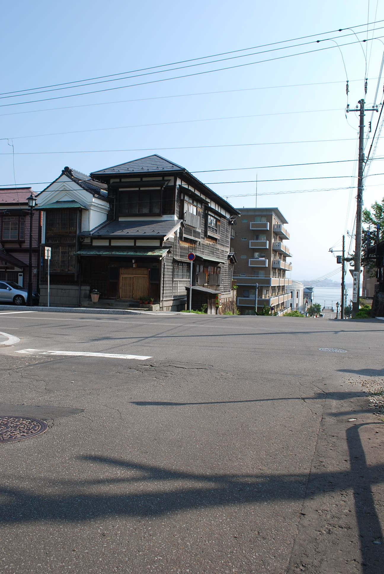 函館市末広町の旧日下部久太郎邸(函館の建築再見2021)_f0142606_16143518.jpg