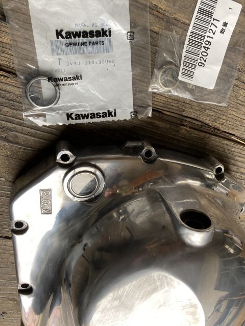 250TR カスタム S様号 タンクカバー装着!_a0164918_17113807.jpg