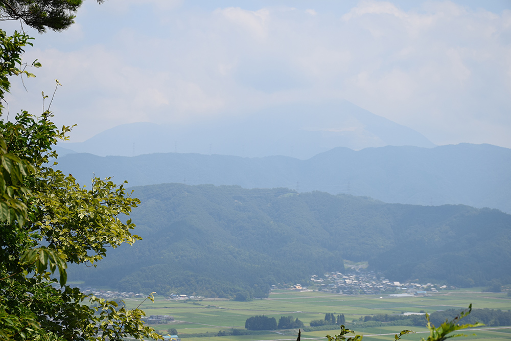 北近江浅井氏の居城、小谷城攻城記。 その2 <番所跡~御馬屋曲輪跡~御茶屋跡>_e0158128_15490671.jpg